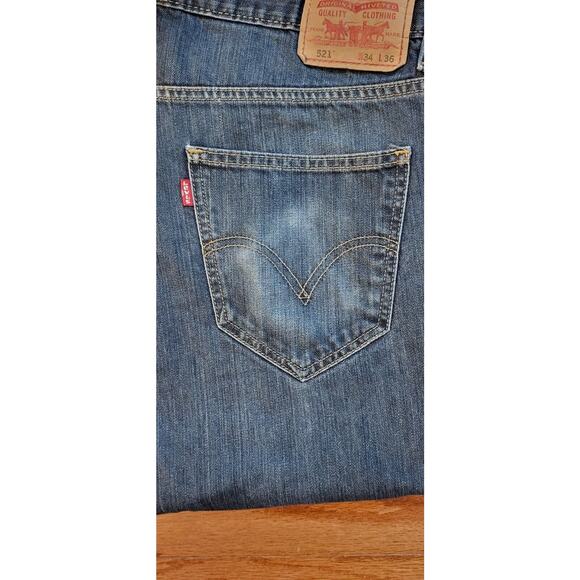 Vintage Levis 521 Slim Taper Denim Jeans Mens 34”x 36” Med-Wash EUC Red Tab - Picture 15 of 16